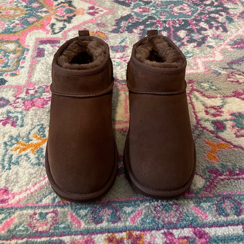 UGG Ultra Minis
